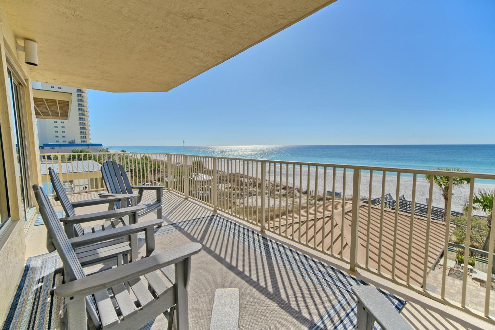 Oceanfront Retreat With Panoramic Views - 0301 Apartment *