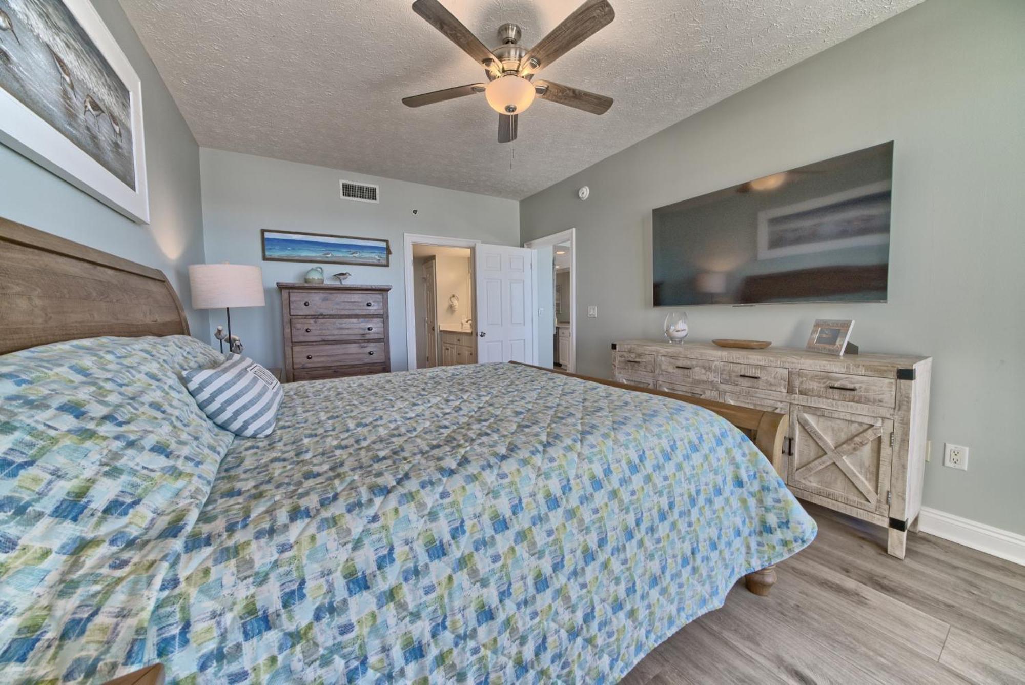Oceanfront Retreat With Panoramic Views - 0301 Apartment *